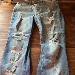 Light wash hollister skinny jeans